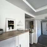 Mega 70qm Terrasse - 2 Altstadt Apartment Dusseldorf